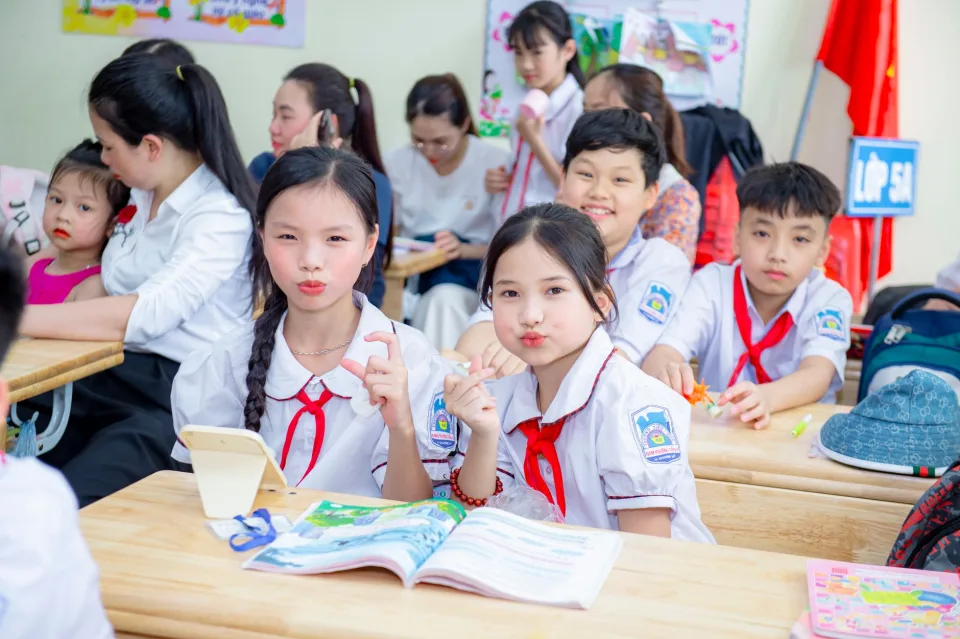 Các khoá học tại Giáo Dục & Bán Trú Star